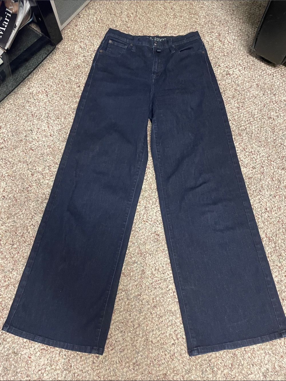 Yoga high rise Wide Leg Women's Jeans in Dark Indigo- almost new